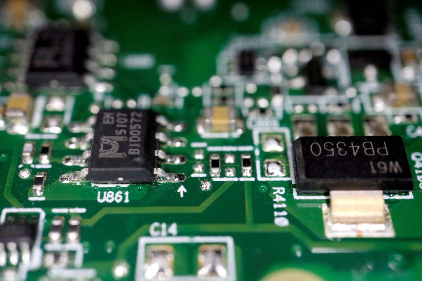 Chip sul-coreanos recebem R$ 19 bilhões em 2024. Surpreendentes transformações. 1 Chip sul-coreanos recebem R$ 19 bilhões em 2024. Surpreendentes transformações.