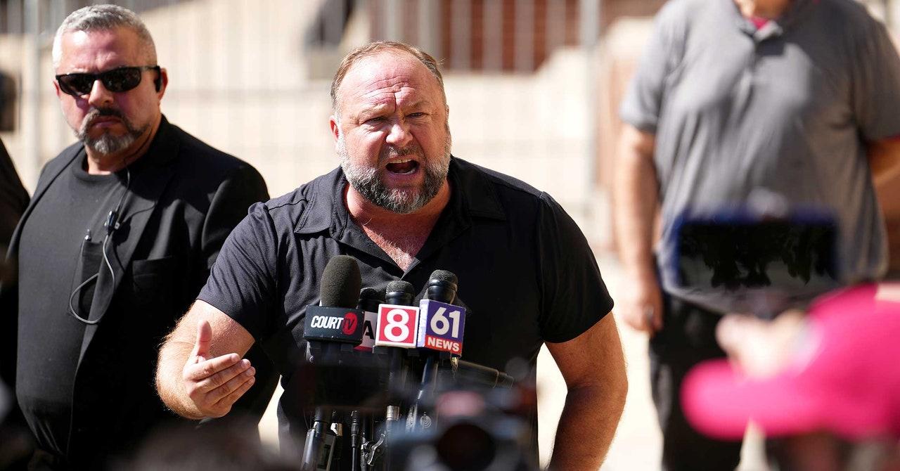 Negócios Familiares de Suplementos: Revelações Inesperadas de Alex Jones. 1 Negócios Familiares de Suplementos: Revelações Inesperadas de Alex Jones.