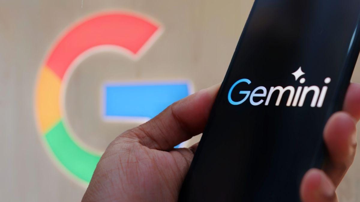 A chegada dos fones de ouvido inteligentes da Gemini da Google. A chegada dos fones de ouvido inteligentes da Gemini da Google.