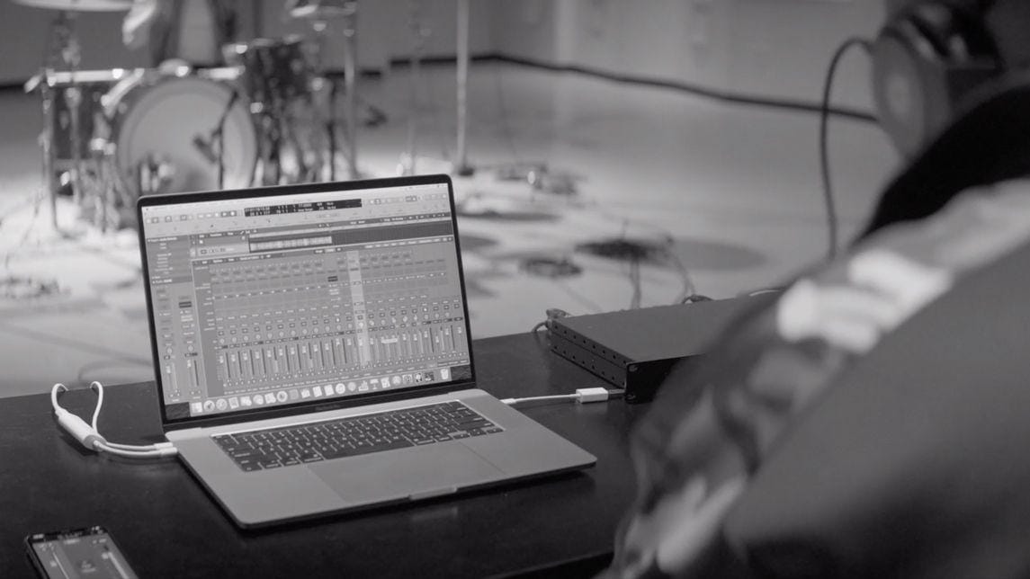 Descubra os 5 segredos surpreendentes do novo MacBook em outubro.