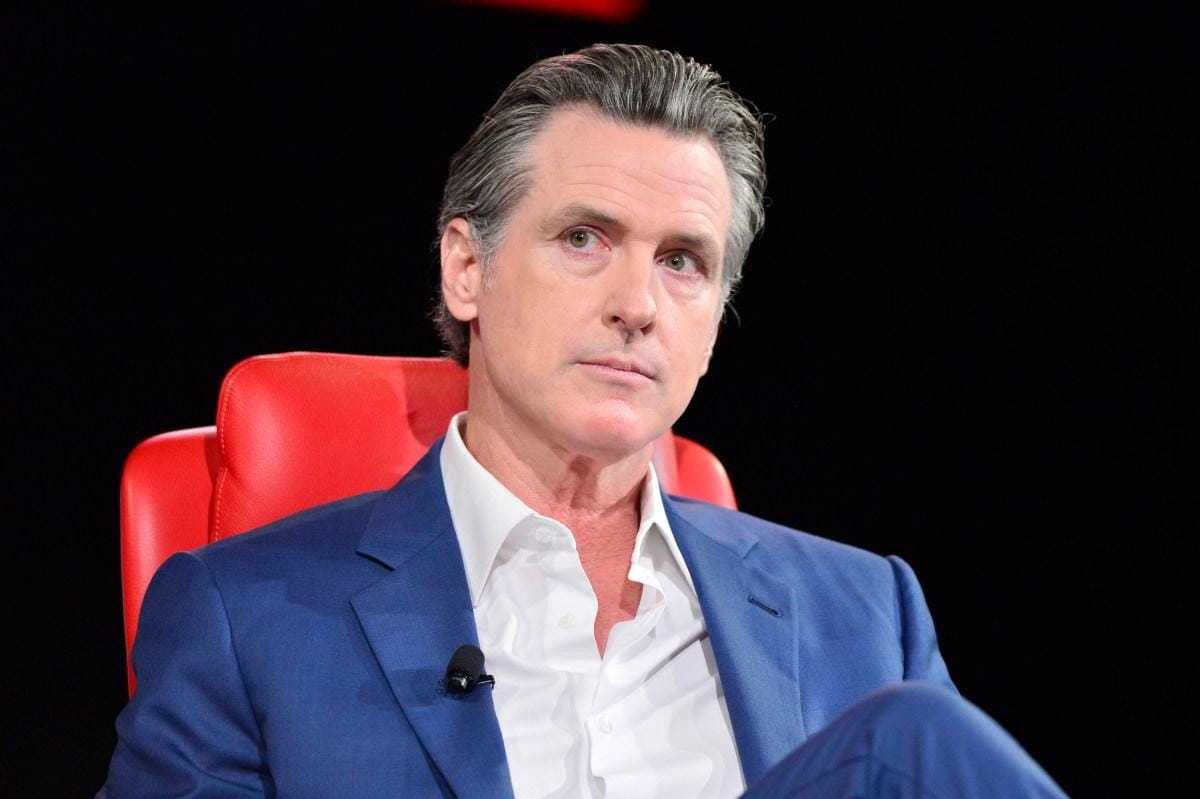 Desafios da IA: Newsom e a Complexidade do SB 1047. 1 Desafios da IA: Newsom e a Complexidade do SB 1047.