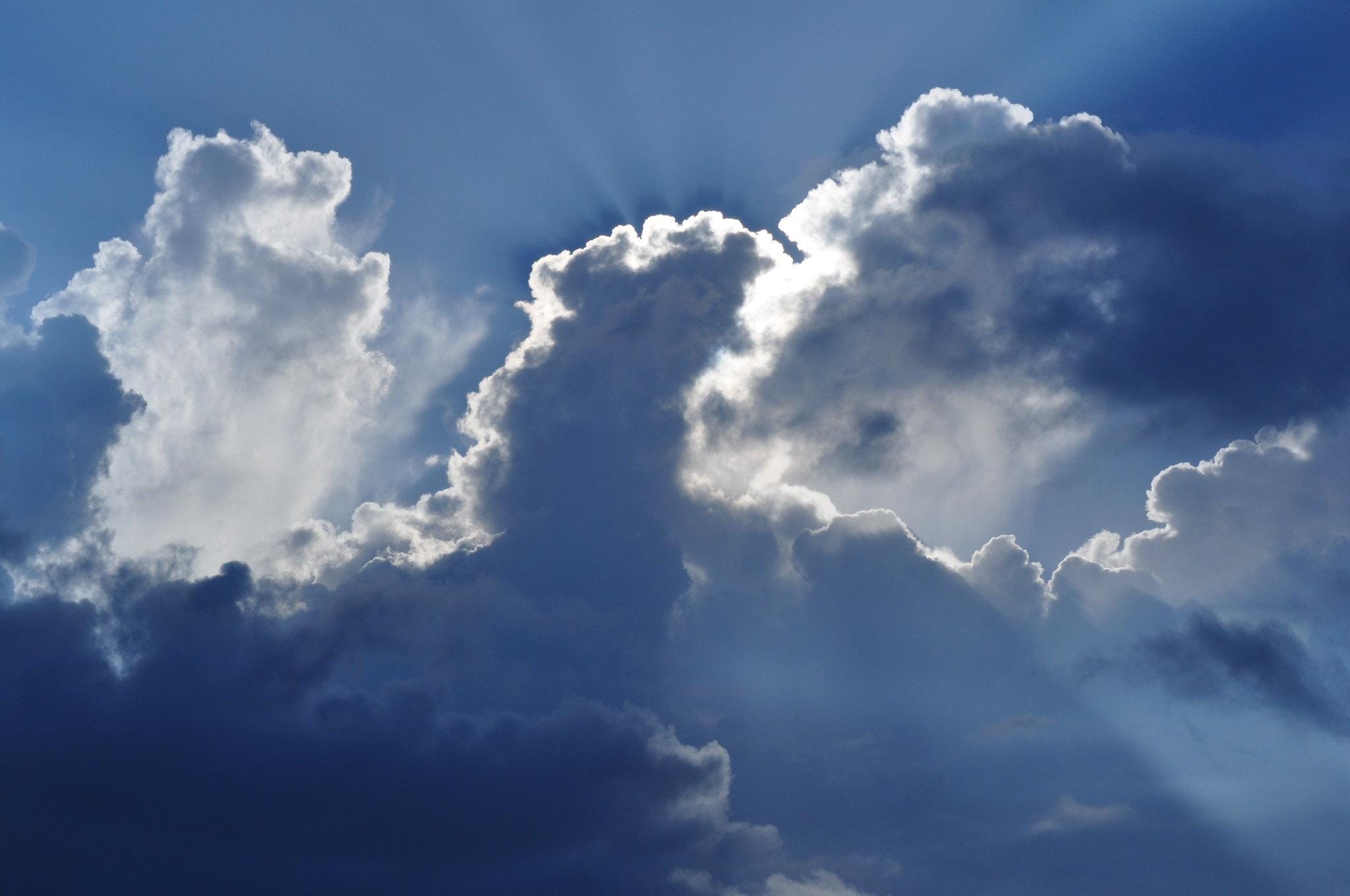 Tecnologia em Xeque: Regras Atuais Impedem Inovação? cloudflare-pergunta-regras-tecnologia-favorecendo-progresso