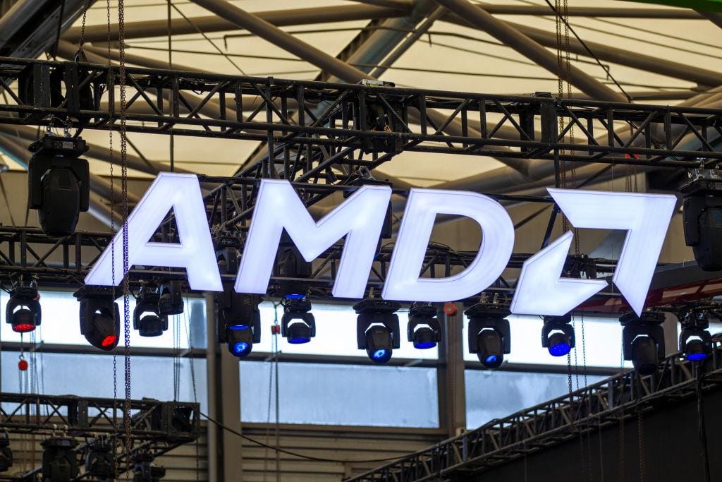 AMD reduz 4% da força de trabalho em meio à recessão. 1 AMD reduz 4% da força de trabalho em meio à recessão.
