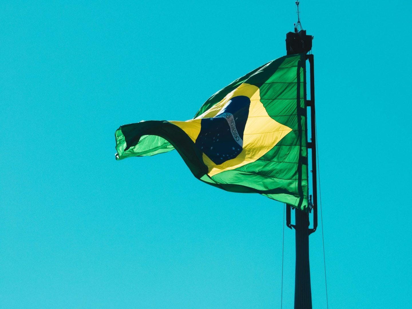 Brasil aprova ETF de spot XRP e lidera o mercado. 1 Brasil aprova ETF de spot XRP e lidera o mercado.
