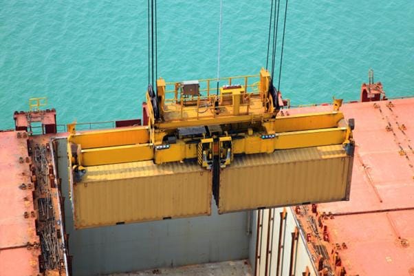 Aprendizado de máquina impulsiona segurança em containers nativos de nuvem. 1 Aprendizado de máquina impulsiona segurança em containers nativos de nuvem.